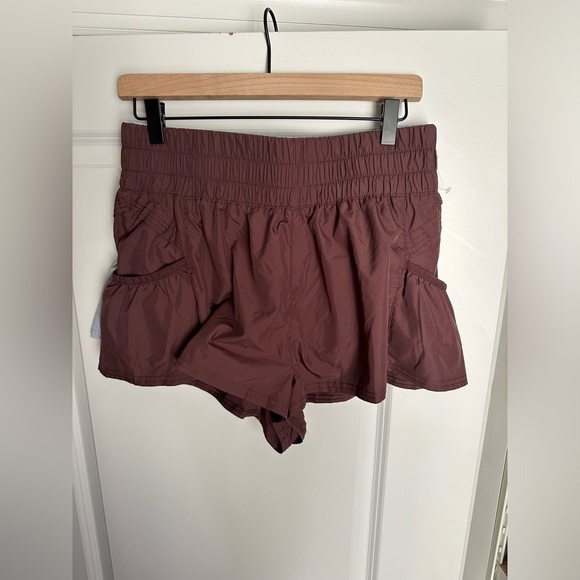 TWO Get Your Flirt On Shorts- NWOT Bundle - Picture 4 of 4